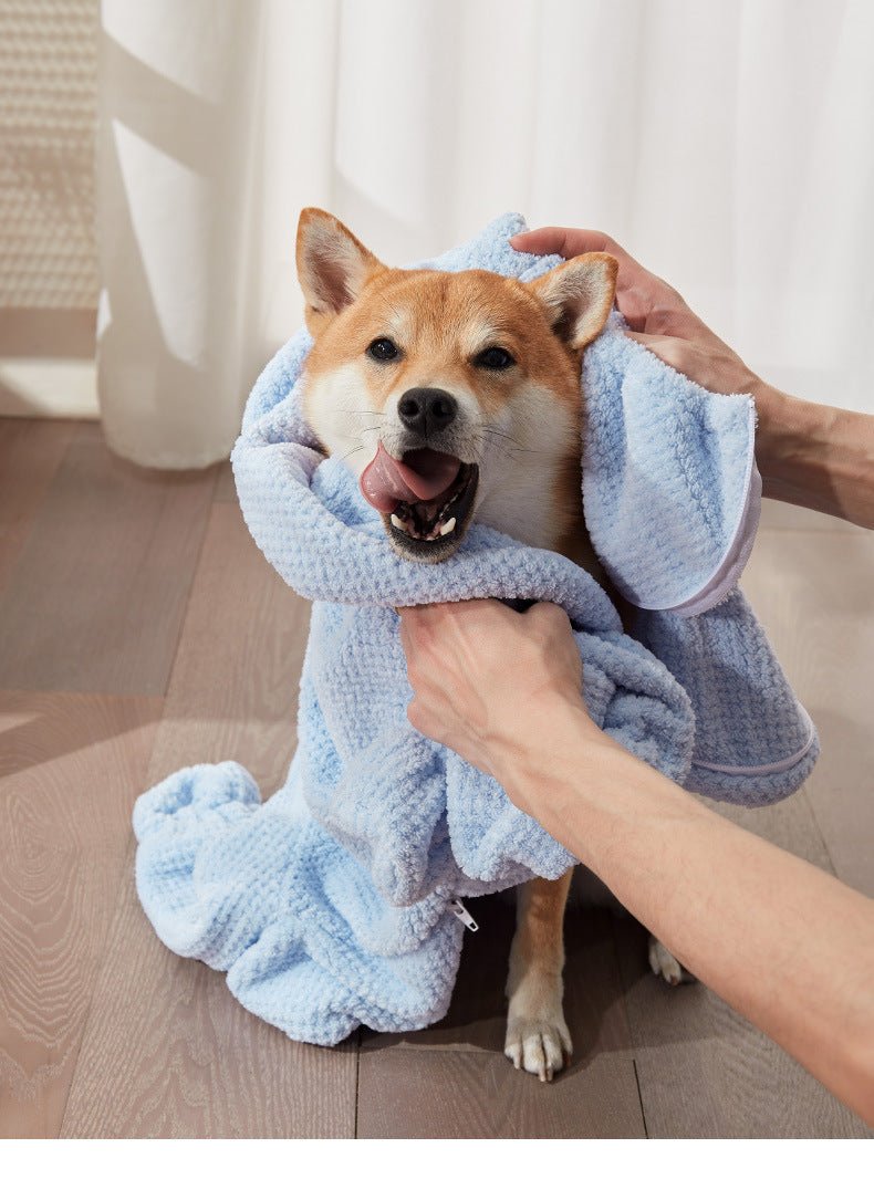 Soft Full-Body Dog Bathrobe for Maximum Warmth – Absorbent, Adjustable Fit, Full Coverage for Dogs in a Robe